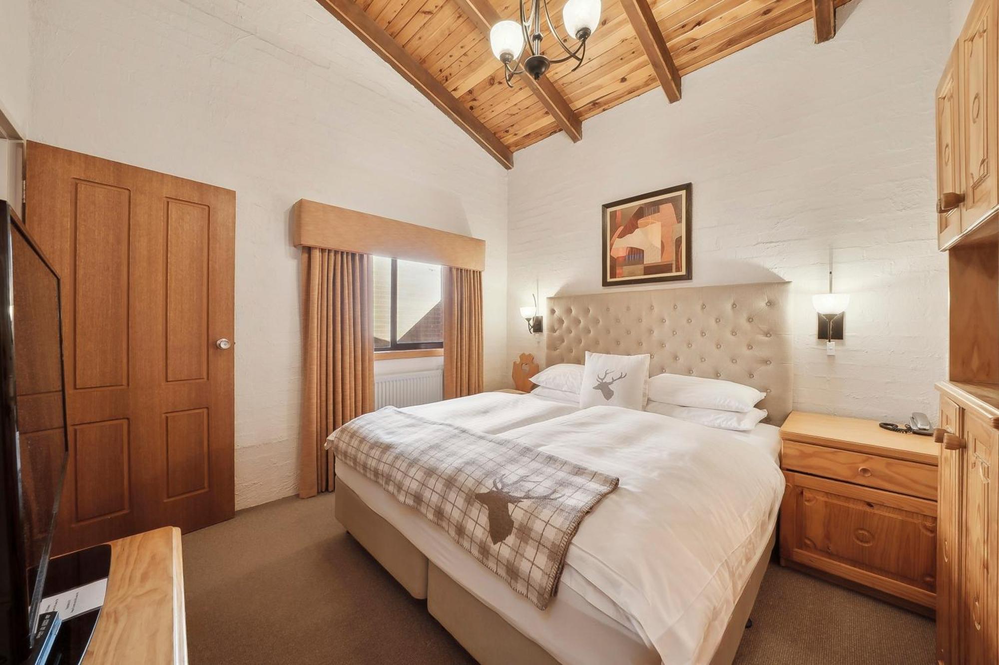 Hotel Pension Grimus Mount Buller Esterno foto
